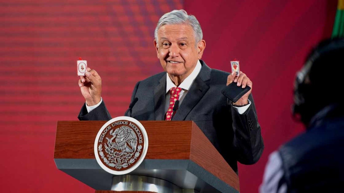 El presidente Andrés Manuel López Obrador comunica que ha dado positivo para covid-19. Le deseamos una pronta recuperación.