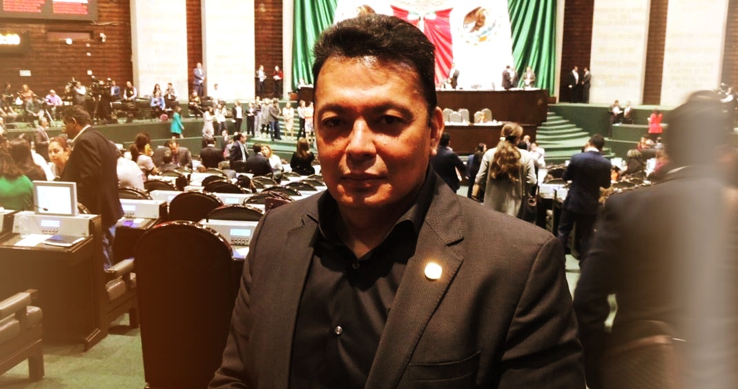 El legislador Ulises Murguía Soto no le apuesta al seguro político a la reelección en San Lázaro y a la comodidad de hacer campaña desde su curul.